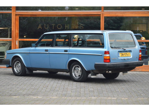 Volvo 240 2.3 GL | Automaat | Volledige Historie | Airco | 245 | Oldtimer | Digitale ontsteking