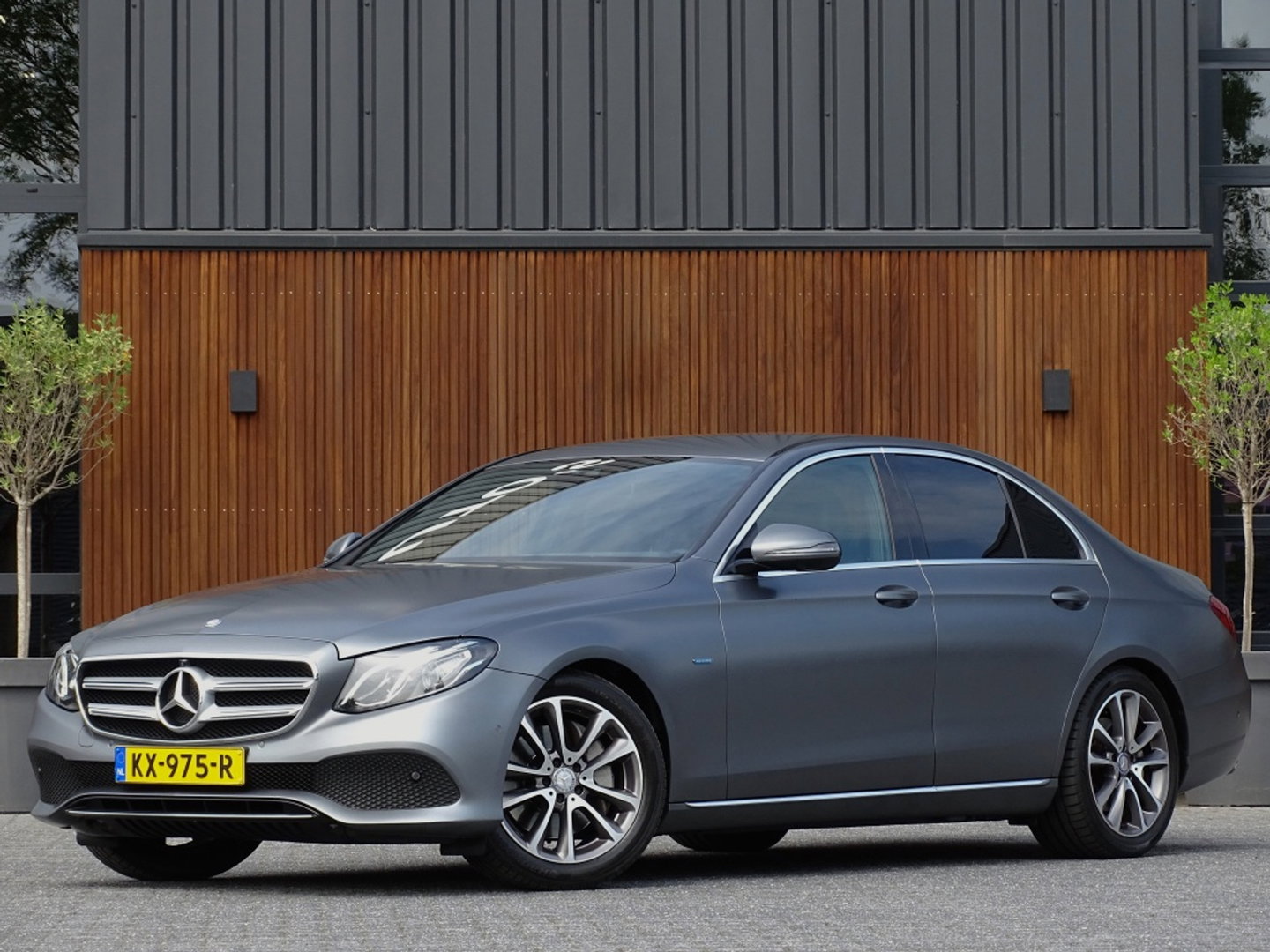 Mercedes-Benz E-Klasse 350 e 286PK / AMG Pakket / *NAP*
