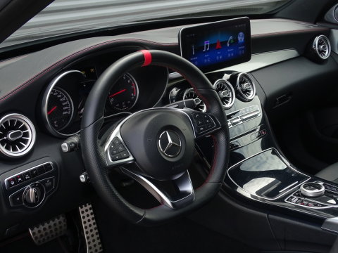 Mercedes-Benz C-Klasse Estate 450 367PK V6 AMG 4-MATIC / Burmester / Distronic / LED