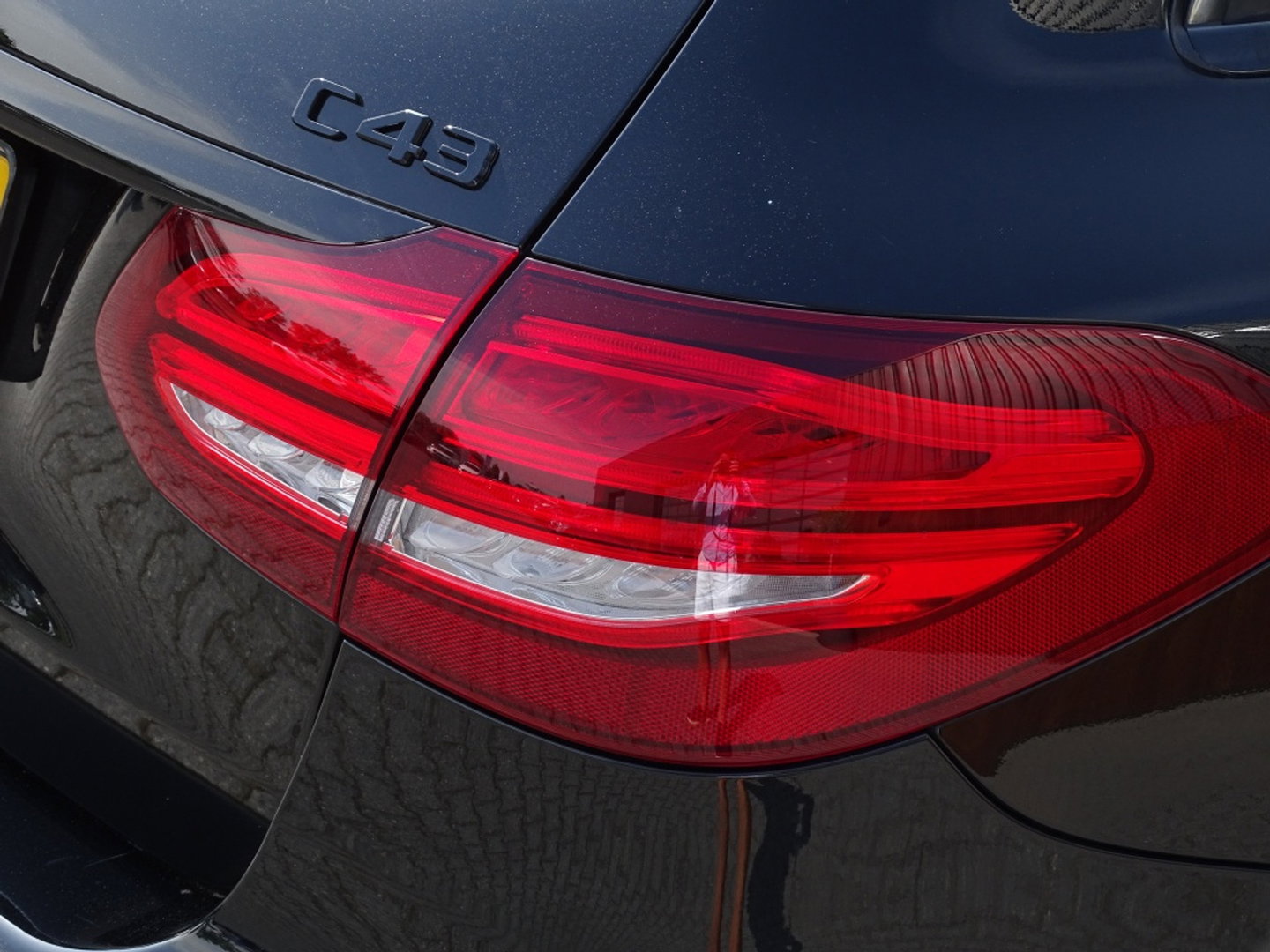 Mercedes-Benz C-Klasse Estate 450 367PK V6 AMG 4-MATIC / Burmester / Distronic / LED