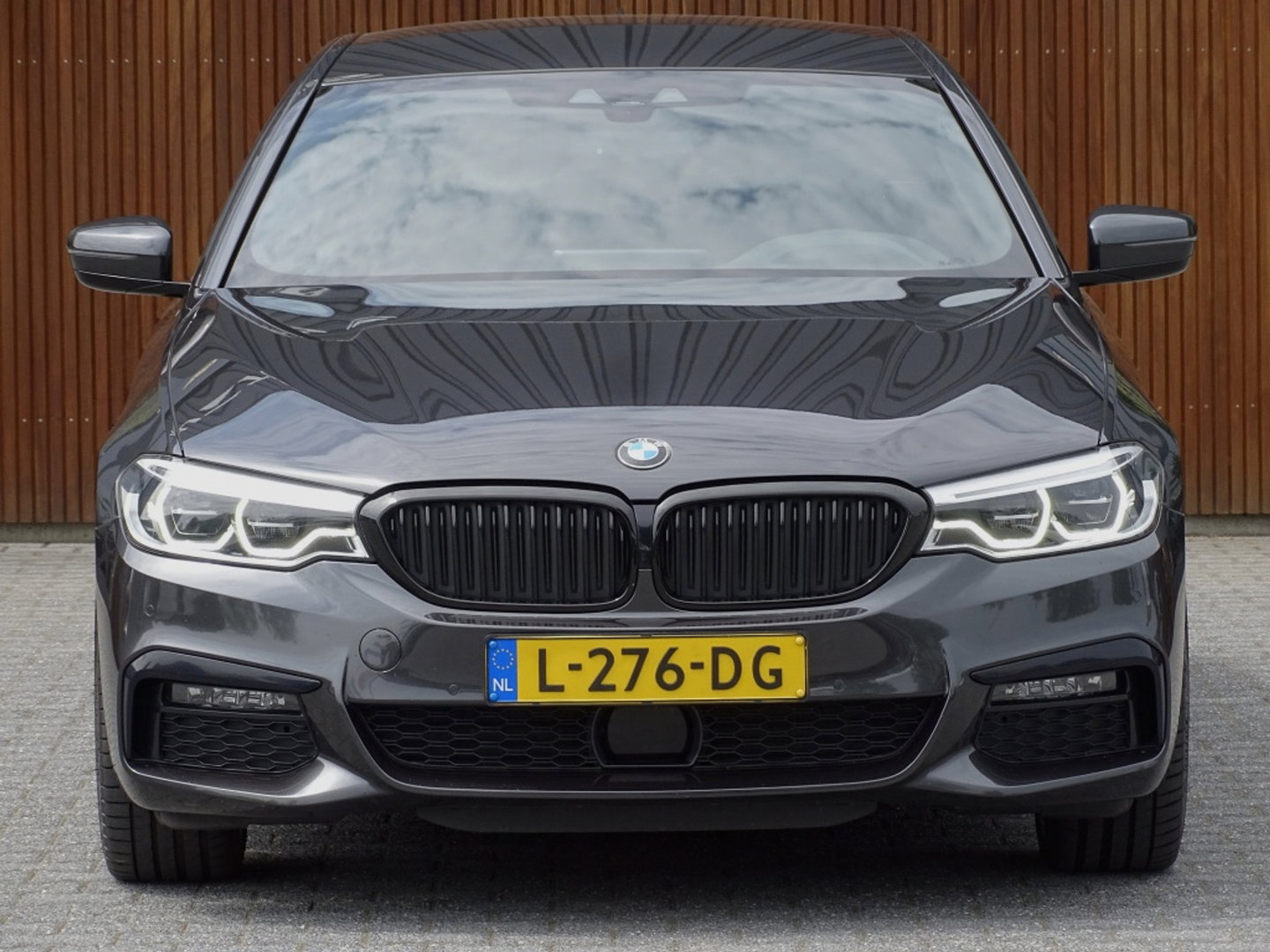 BMW 5 Serie 530e xD 292PK iPerf / H. Exe / M Individual / LED
