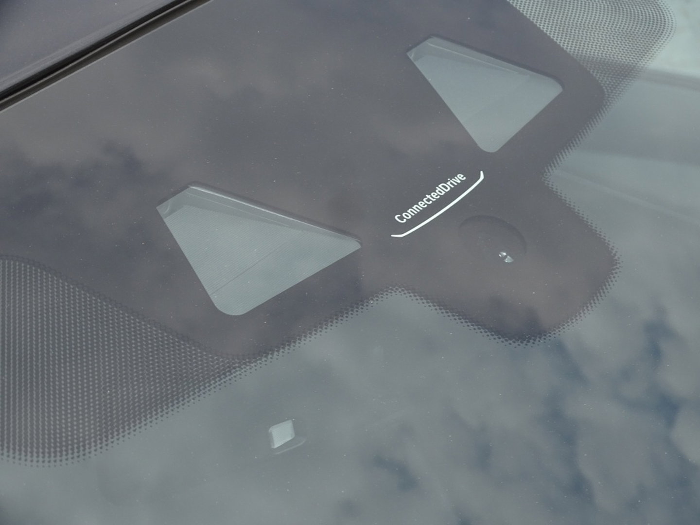 BMW 5 Serie 530e xD 292PK iPerf / H. Exe / M Individual / LED