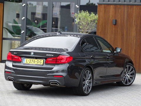 BMW 5 Serie 530e xD 292PK iPerf / H. Exe / M Individual / LED