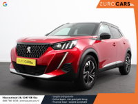 Peugeot 2008 - 1.2 PureTech 130 GT Cimate control Cruise control LED Achteruitrij camera Navigatie Parkeersensor achter Lichtmetalen velgen Led Dab
