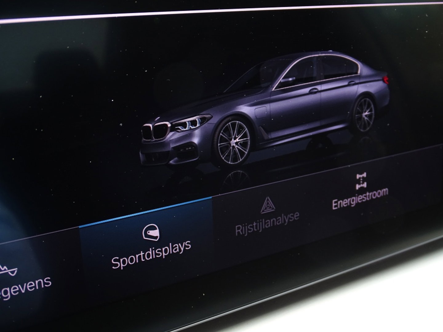 BMW 5 Serie 530e xD 292PK iPerf / H. Exe / M Individual / LED