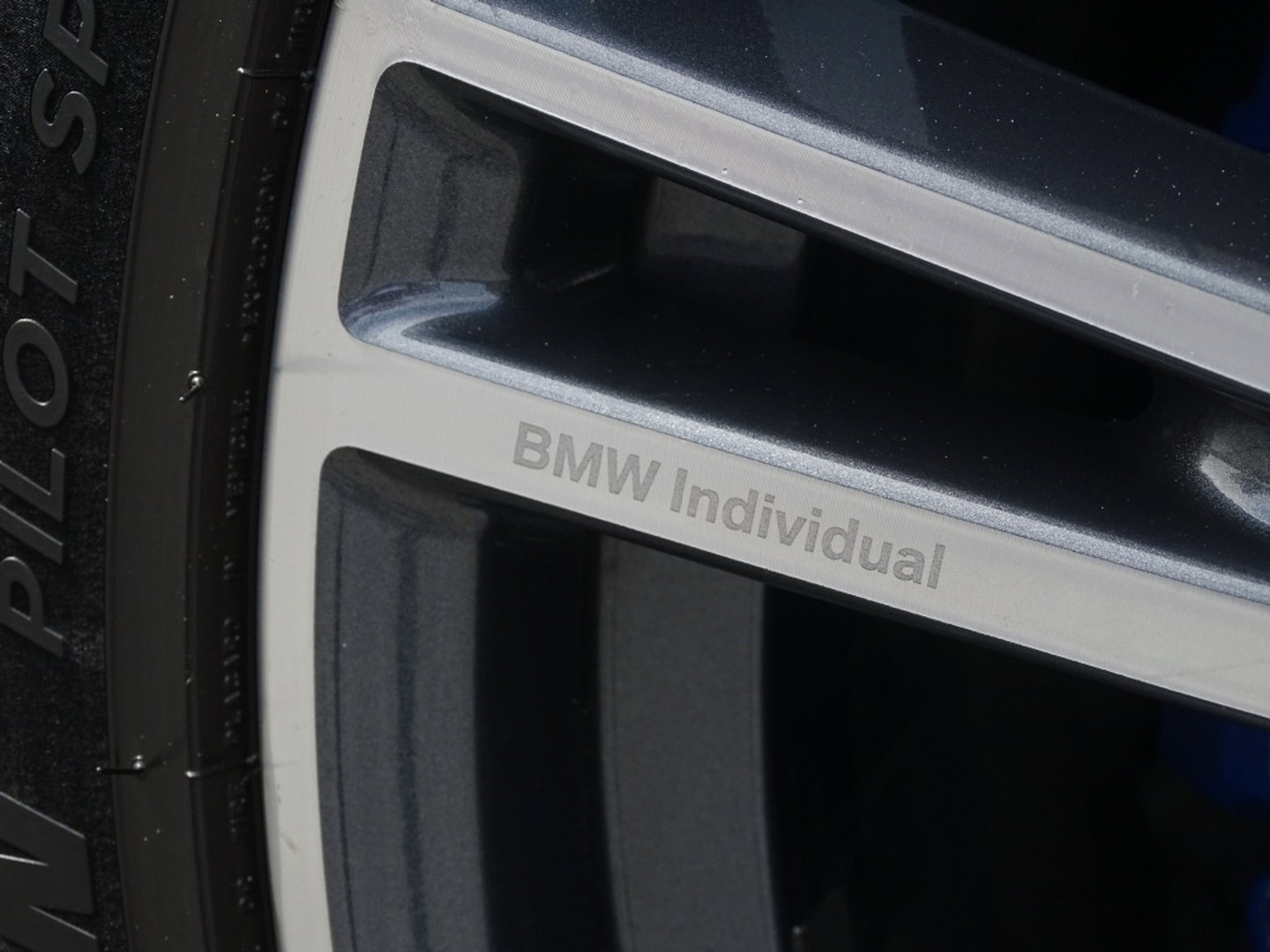 BMW 5 Serie 530e xD 292PK iPerf / H. Exe / M Individual / LED