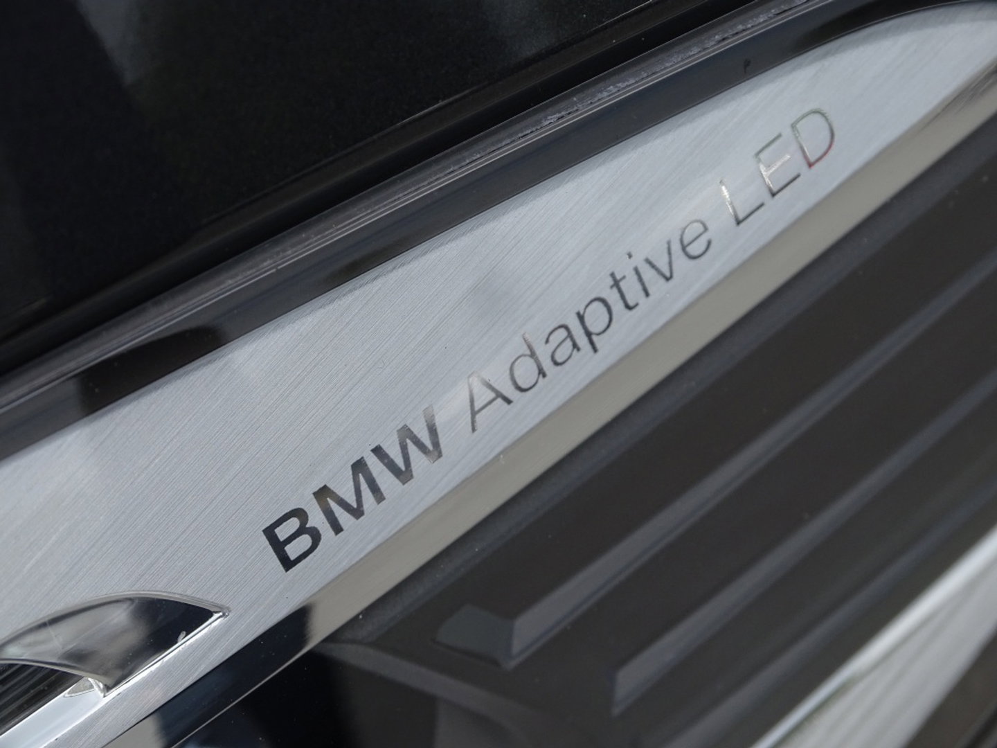 BMW 5 Serie 530e xD 292PK iPerf / H. Exe / M Individual / LED