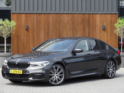 BMW 5 Serie 530e xD 292PK iPerf / H. Exe / M Individual / LED