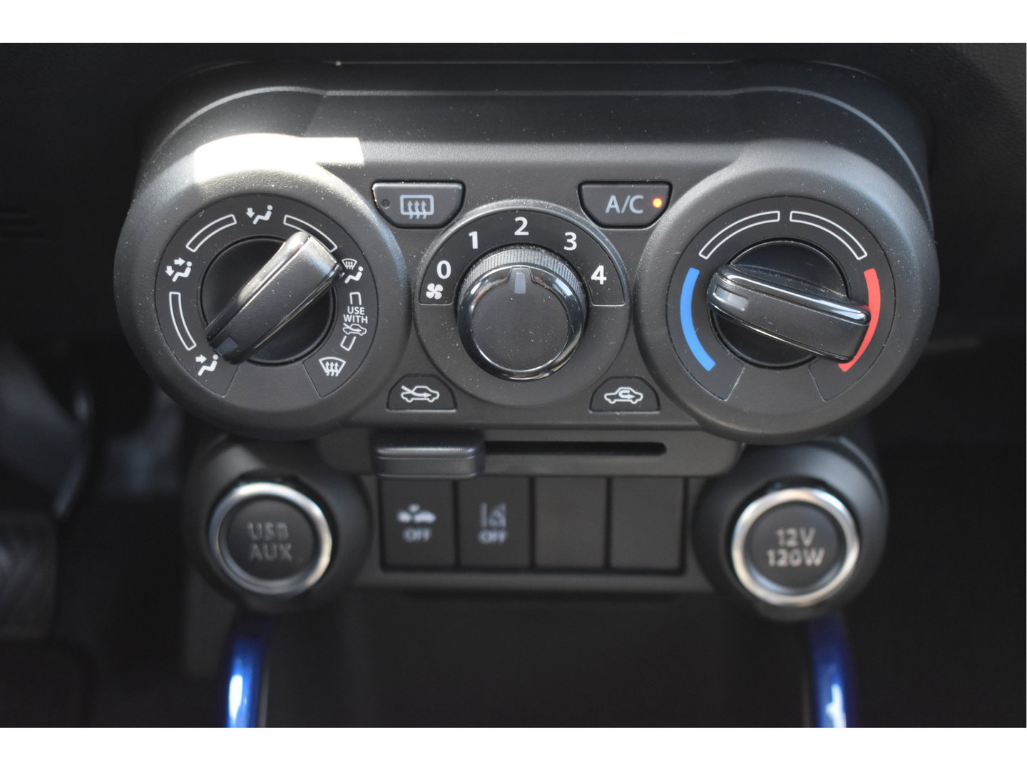 Suzuki Ignis 1.2 Smart Hybrid Select | Camera | Carplay/Android | Airco | DAB | Stoelverwarming | Full LED/Xenon | LM-Velgen