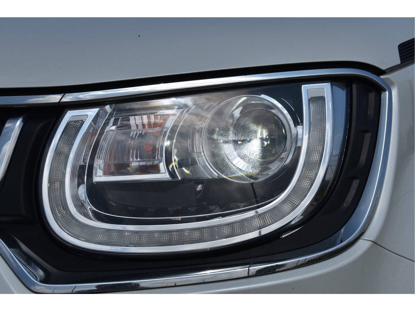 Suzuki Ignis 1.2 Smart Hybrid Select | Camera | Carplay/Android | Airco | DAB | Stoelverwarming | Full LED/Xenon | LM-Velgen
