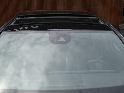 Mercedes-Benz A-Klasse 200 163PK automaat / Premium / AMG pakket / LED