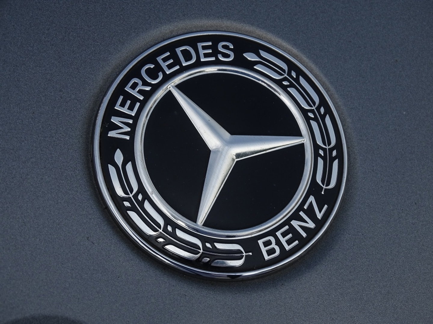 Mercedes-Benz A-Klasse 200 163PK automaat / Premium / AMG pakket / LED