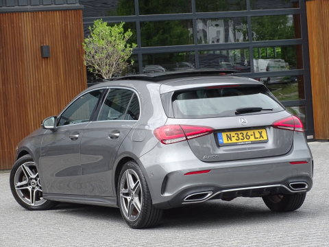 Mercedes-Benz A-Klasse 200 163PK automaat / Premium / AMG pakket / LED