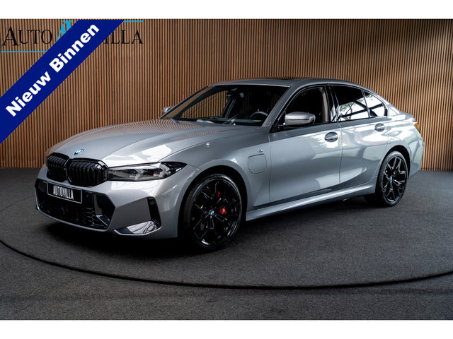 BMW 3 Serie - 330e xDrive M-pakket Pano HUD Leer 360 Harman K. Navi ACC PDC Virtual LM velgen Climate voor en achter