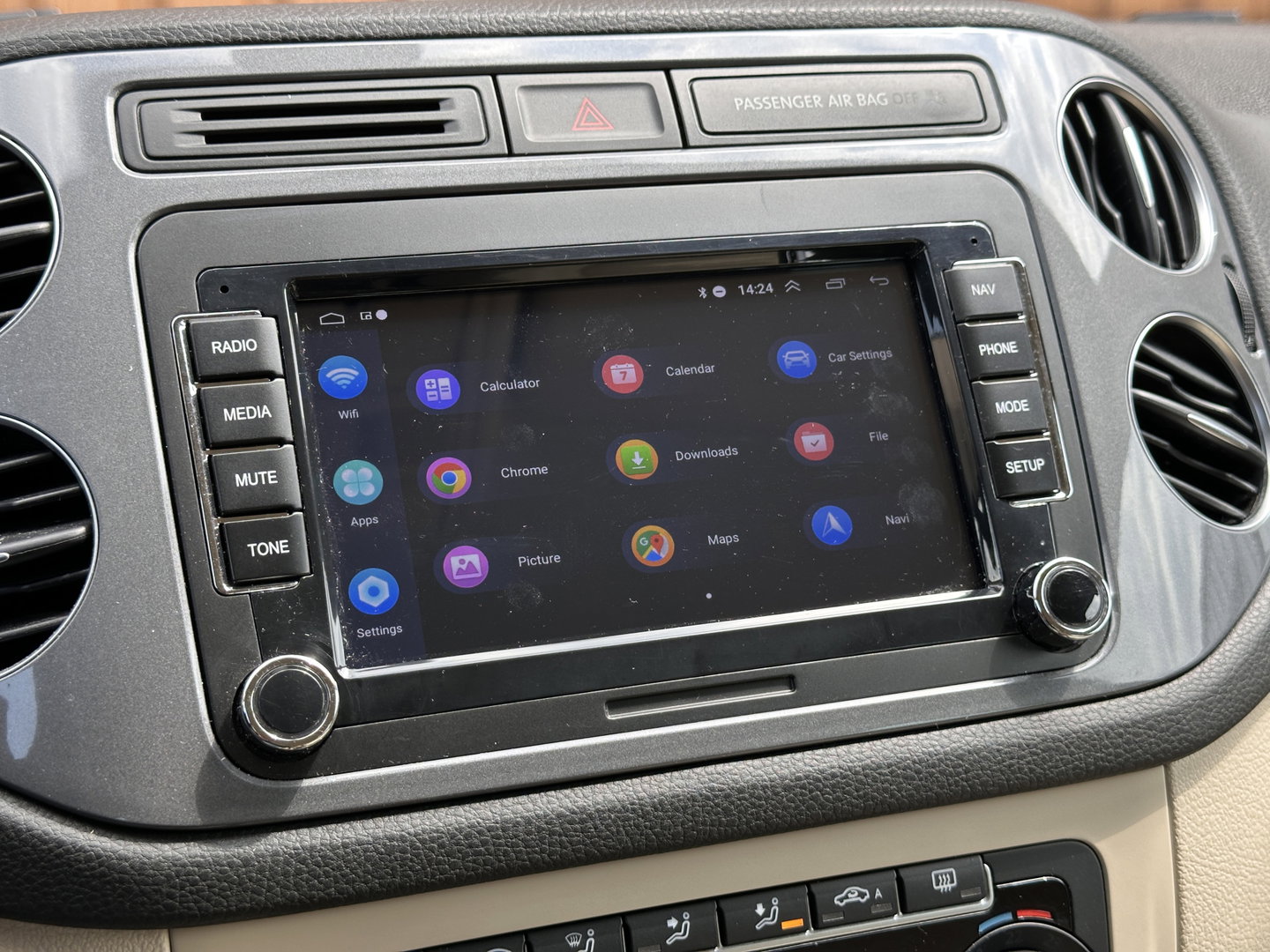 Volkswagen Tiguan 1.4 TSI Sport&Style | Airconditioning | Parkeersensoren | Trekhaak | Stop&GO | Bluetooth | Lederen Bekleding |