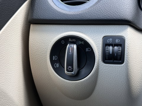 Volkswagen Tiguan 1.4 TSI Sport&Style | Airconditioning | Parkeersensoren | Trekhaak | Stop&GO | Bluetooth | Lederen Bekleding |