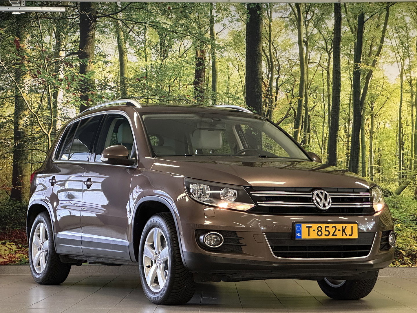 Volkswagen Tiguan 1.4 TSI Sport&Style | Airconditioning | Parkeersensoren | Trekhaak | Stop&GO | Bluetooth | Lederen Bekleding |