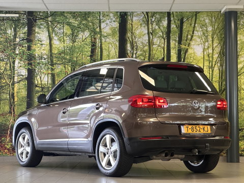 Volkswagen Tiguan 1.4 TSI Sport&Style | Airconditioning | Parkeersensoren | Trekhaak | Stop&GO | Bluetooth | Lederen Bekleding |