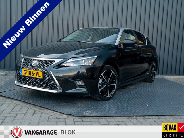 Lexus CT - 200h Business Line Pro | Camera | Stoelverwarming | Leder | Bi-Tone | Keyless | Prijs Rijklaar!!