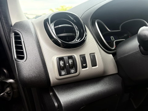 Renault Trafic 1.6 dCi T29 L2H1 145PK MARGE | CAMERA | SENSOREN | CRUISE | LMV |