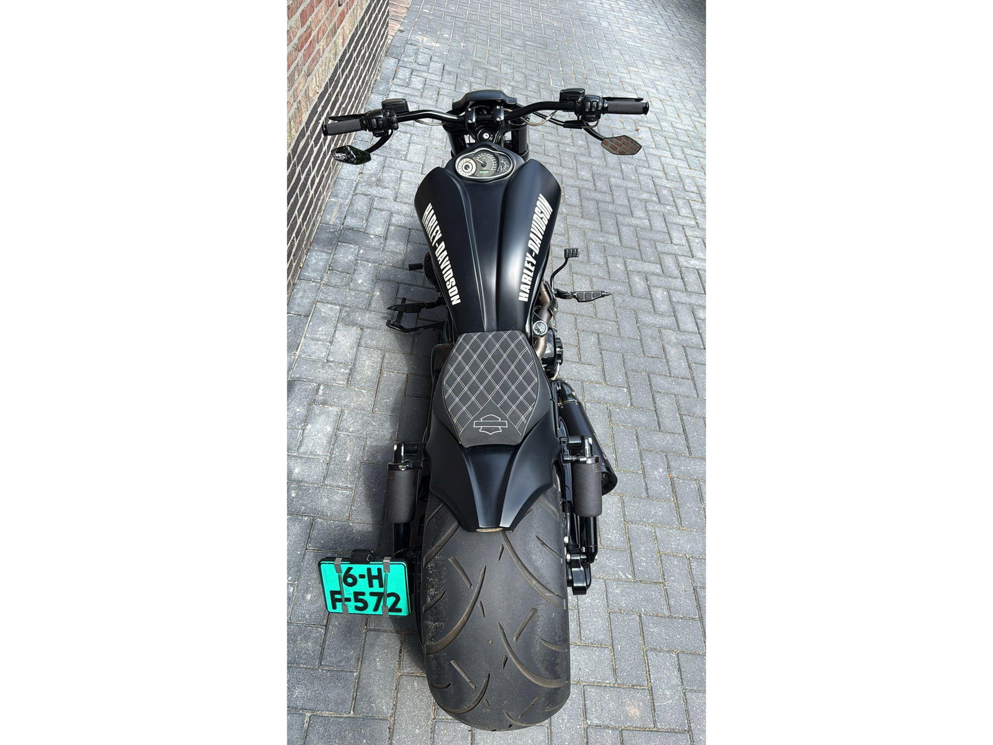 Harley Davidson VRSCF V Rod Muscle 300 Band Airride Akrapovic Full Blackout  Night Rod Custom