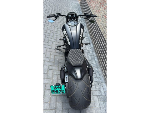 Harley Davidson VRSCF V Rod Muscle 300 Band Airride Akrapovic Full Blackout  Night Rod Custom