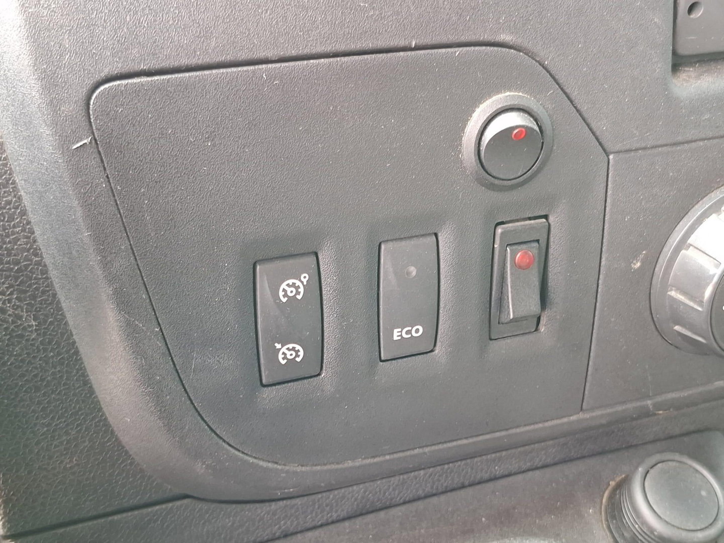 Renault Master T35 2.3 dCi L2H2 AIRCO / CRUISE CONTROLE / IMPERIAL / TREKHAAK / EURO 6