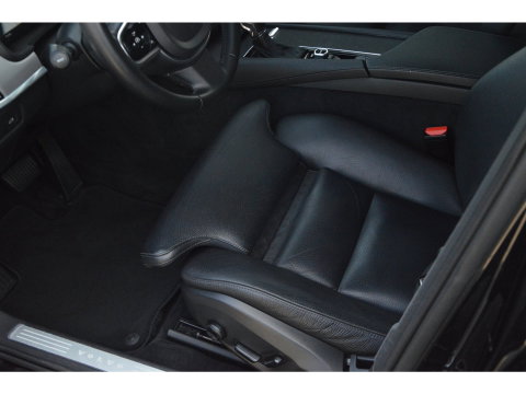 Volvo V90 T5 Inscription | Adaptive Cruise | Stoelverwarming | Lederen bekleding | Elektrische stoel |