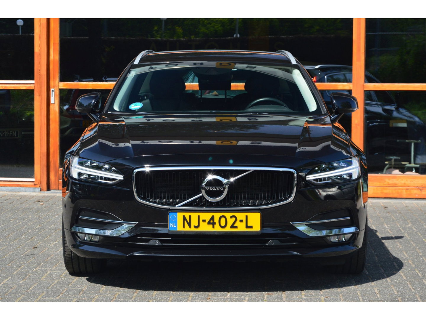 Volvo V90 T5 Inscription | Adaptive Cruise | Stoelverwarming | Lederen bekleding | Elektrische stoel |