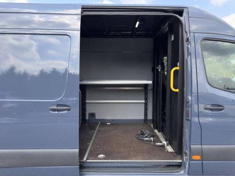 Mercedes-Benz eSprinter (INCL. BTW) *AUT | CLIMATE CONTROL | ELECTRIC WINDOWS | CAMERA | 16 INCH*