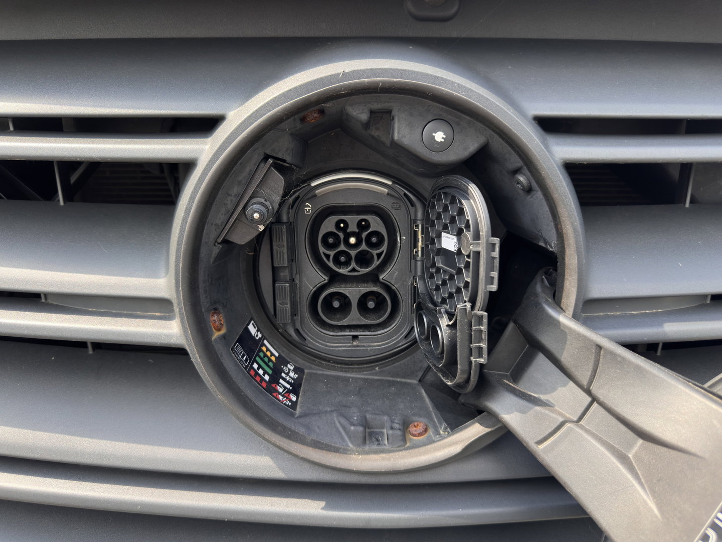 Mercedes-Benz eSprinter (INCL. BTW) *AUT | CLIMATE CONTROL | ELECTRIC WINDOWS | CAMERA | 16 INCH*