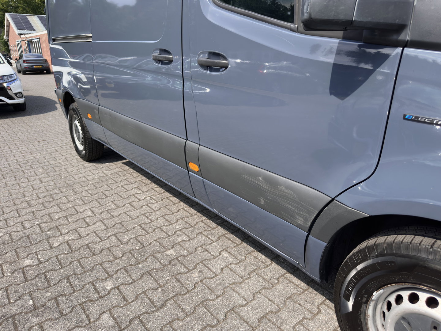 Mercedes-Benz eSprinter L2 H2 {SoH-100%} Aut. *ECC | KEYLESS | CAMERA | RADIO | HEATED-SEAT | CCS-FASTLOADER*