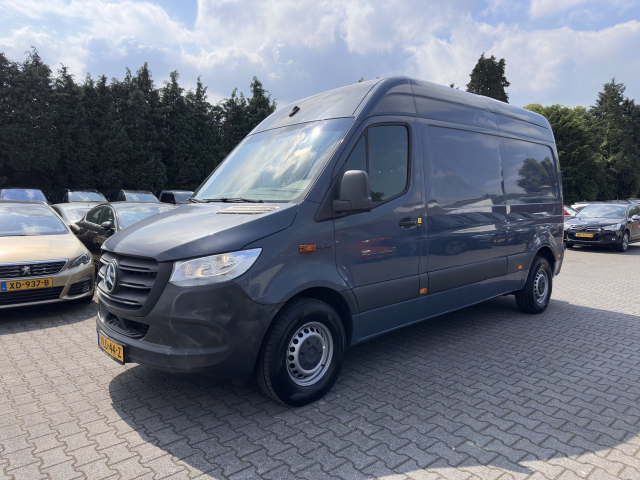 Mercedes-Benz eSprinter