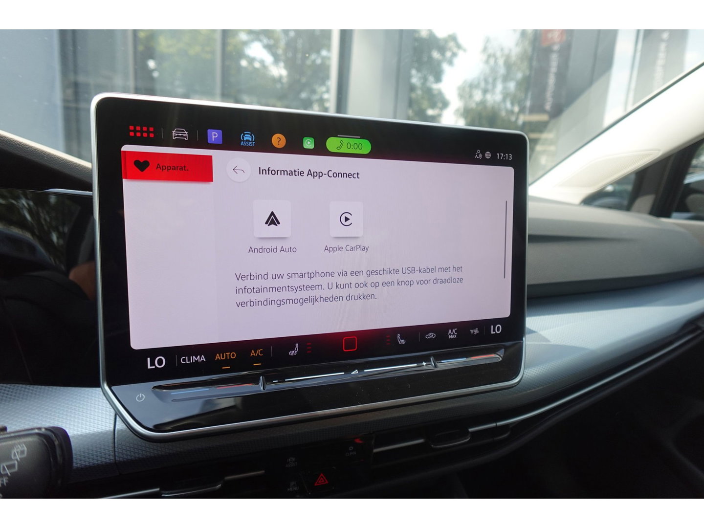 Volkswagen Golf 1.5 eTSI Goal edition CARPLAY ACC PDC NAVI CAM LED