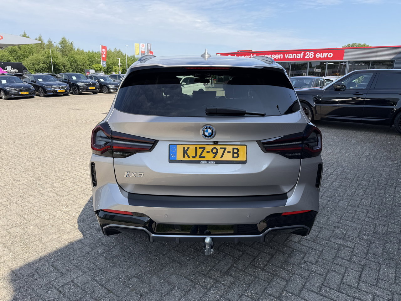 BMW iX3