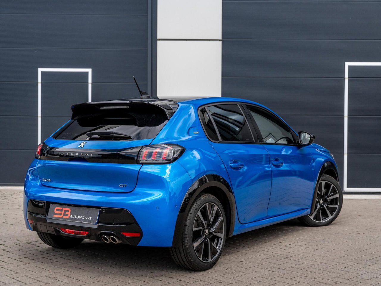 Peugeot 208