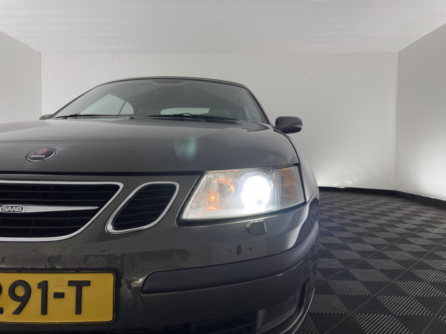 Saab 9-3 Cabrio 1.9 TiD Vector Aut. *LEATHER |  NAVI-FULLMAP | XENON | ECC | PDC | CRUISE | HEATED-COMFORTSEATS | TOWBAR | 16''ALU*
