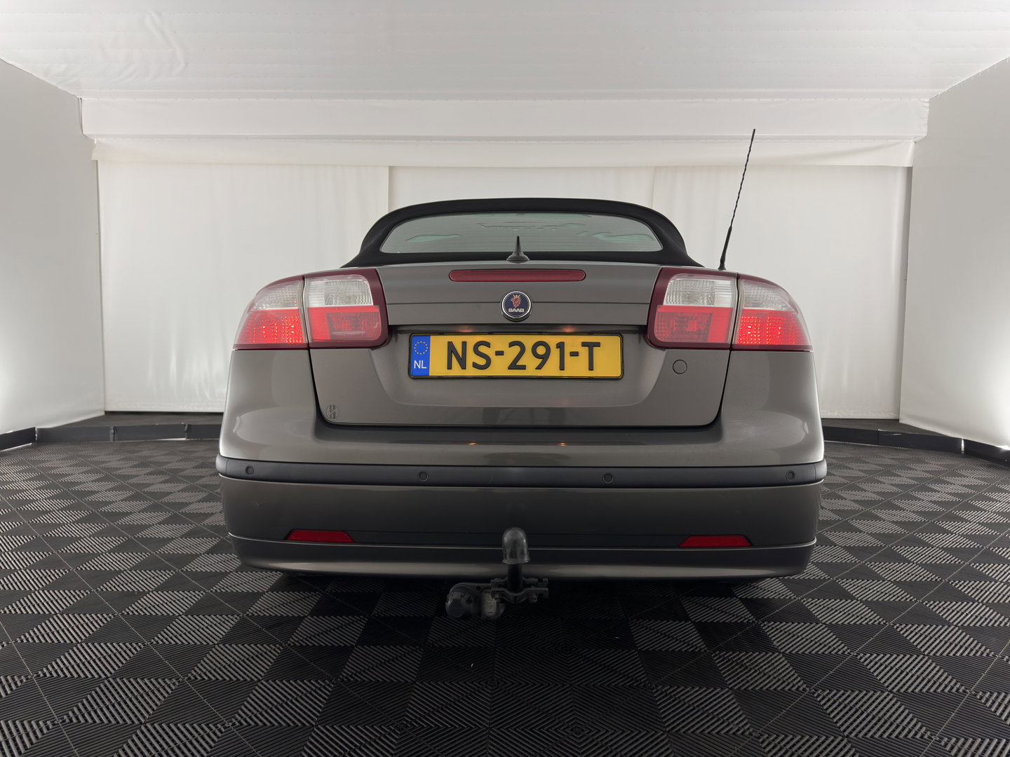 Saab 9-3 Cabrio 1.9 TiD Vector Aut. *LEATHER |  NAVI-FULLMAP | XENON | ECC | PDC | CRUISE | HEATED-COMFORTSEATS | TOWBAR | 16''ALU*