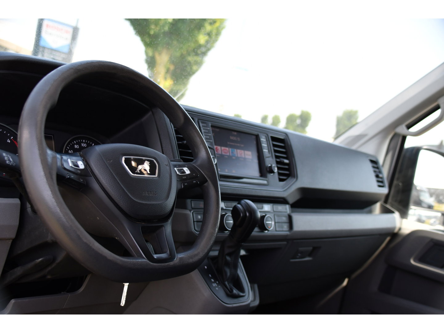 MAN TGE 3.180 35 2.0 L4H3 PB Edition Cruise, Camera, Carplay, 177pk, LED, Clima, Trekhaak, Automaat, Sensoren, Geveerde stoel, Uniek!