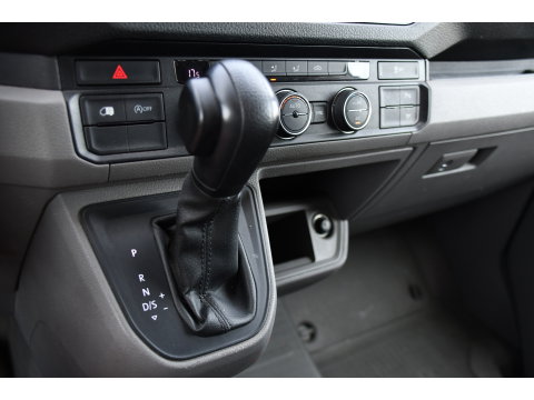 MAN TGE 3.180 35 2.0 L4H3 PB Edition Cruise, Camera, Carplay, 177pk, LED, Clima, Trekhaak, Automaat, Sensoren, Geveerde stoel, Uniek!