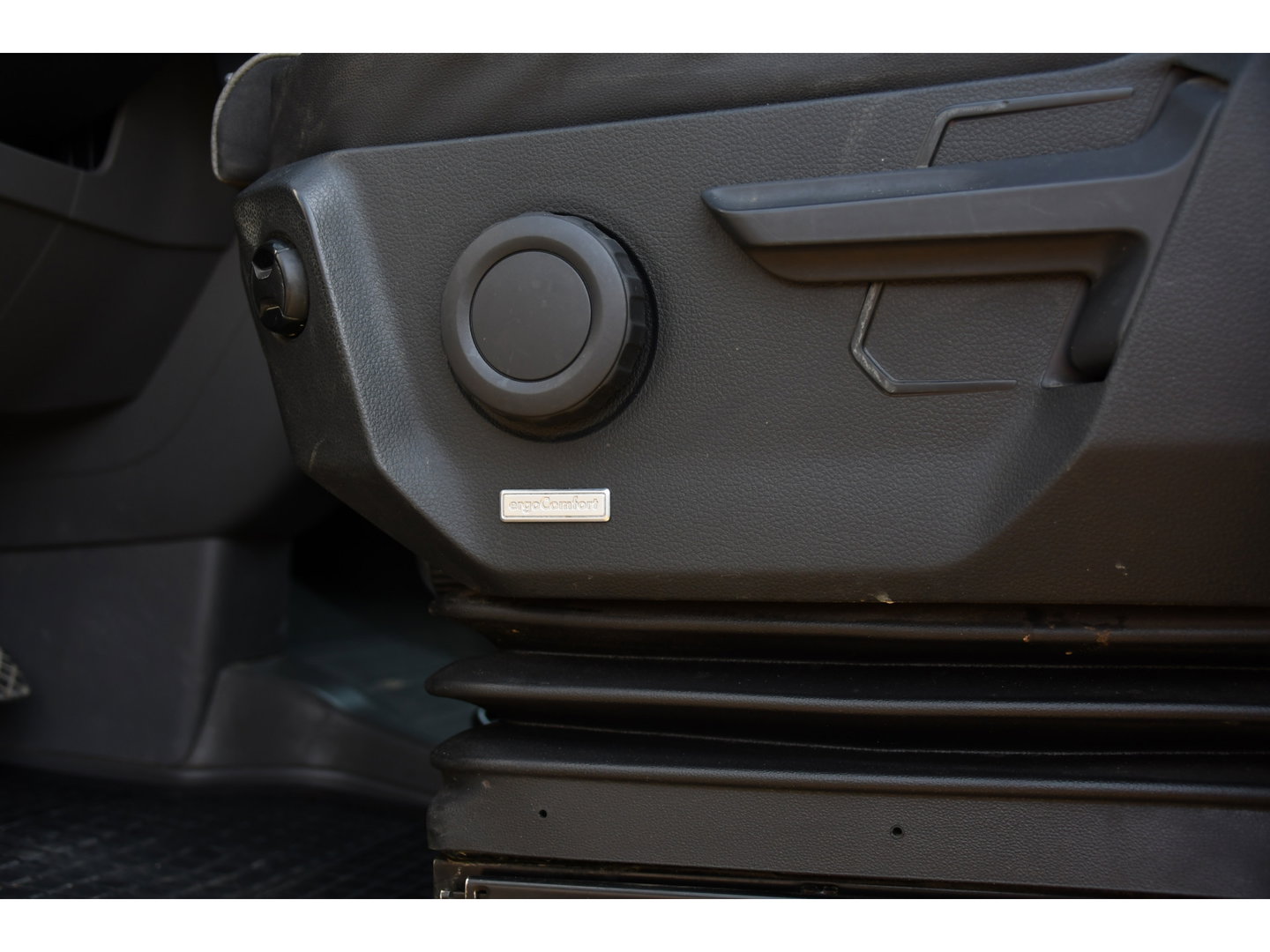 MAN TGE 3.180 35 2.0 L4H3 PB Edition Cruise, Camera, Carplay, 177pk, LED, Clima, Trekhaak, Automaat, Sensoren, Geveerde stoel, Uniek!