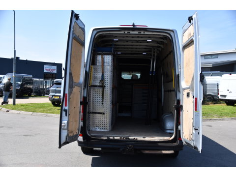 MAN TGE 3.180 35 2.0 L4H3 PB Edition Cruise, Camera, Carplay, 177pk, LED, Clima, Trekhaak, Automaat, Sensoren, Geveerde stoel, Uniek!