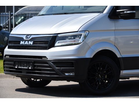 MAN TGE 3.180 35 2.0 L4H3 PB Edition Cruise, Camera, Carplay, 177pk, LED, Clima, Trekhaak, Automaat, Sensoren, Geveerde stoel, Uniek!