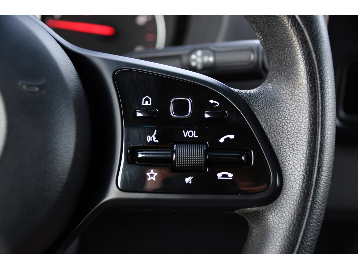 Mercedes-Benz Sprinter 319 V6 3.0 CDI L2H2 PB Edition Camera, Cruise, Carplay, 190pk, Automaat, LED, Trekhaak, Dodehoek, Sensoren, NAVI, Uniek!