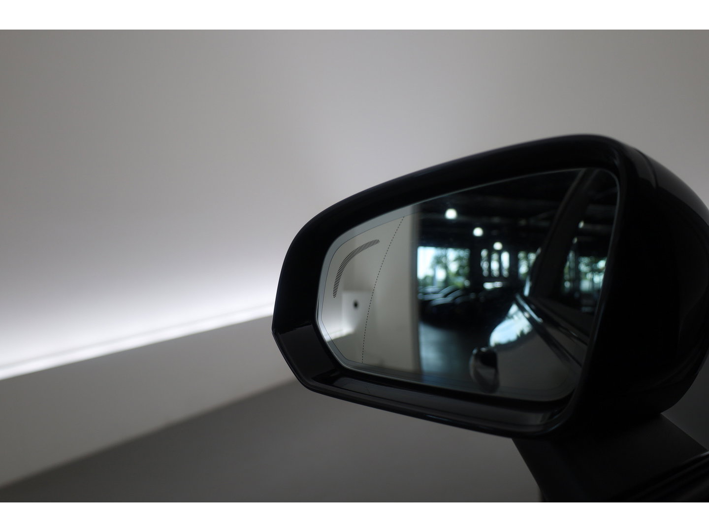 Volvo V60 2.0 T6 Plug-in hybrid AWD Plus Dark | SOH 101.9% | Forest Lake | Pano | Head-Up | Harman Kardon | 360cam | Pilot Assist | Stoel-Stuurverw.