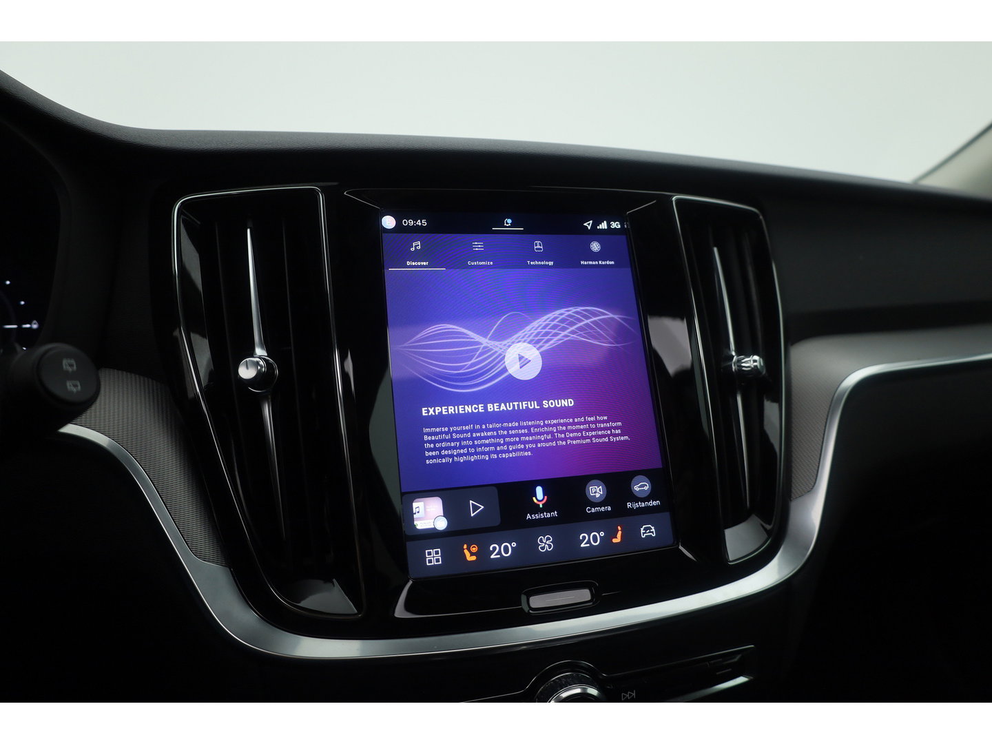 Volvo V60 2.0 T6 Plug-in hybrid AWD Plus Dark | SOH 101.9% | Forest Lake | Pano | Head-Up | Harman Kardon | 360cam | Pilot Assist | Stoel-Stuurverw.