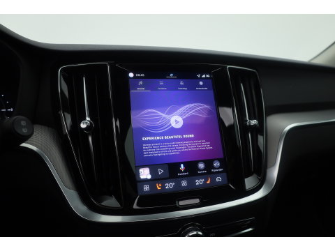 Volvo V60 2.0 T6 Plug-in hybrid AWD Plus Dark | SOH 101.9% | Forest Lake | Pano | Head-Up | Harman Kardon | 360cam | Pilot Assist | Stoel-Stuurverw.