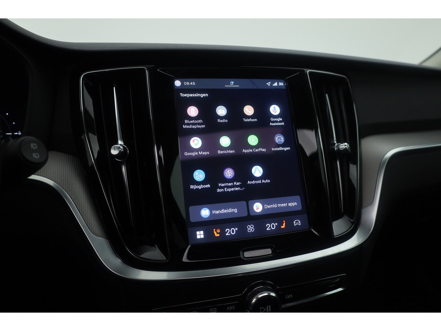 Volvo V60 2.0 T6 Plug-in hybrid AWD Plus Dark | SOH 101.9% | Forest Lake | Pano | Head-Up | Harman Kardon | 360cam | Pilot Assist | Stoel-Stuurverw.