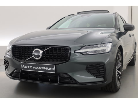 Volvo V60 2.0 T6 Plug-in hybrid AWD Plus Dark | SOH 101.9% | Forest Lake | Pano | Head-Up | Harman Kardon | 360cam | Pilot Assist | Stoel-Stuurverw.