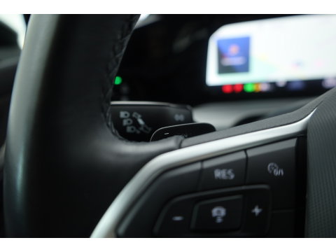 Volkswagen Golf 1.0 eTSI Life Business | Adapt. Cruise | Memory | Massage | Apple CarPlay & Android Auto | Stoel- Stuurverw. |